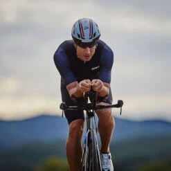 Zone3 Men's Aeroforce X Short Sleeve Trisuit -Zone3 Shop 35.1.3