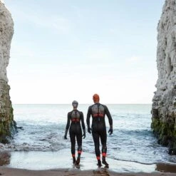 Zone3 Thermal Aspire Wetsuit -Zone3 Shop Lifestyle 4 605eed29 abaa 4c61 9505 fb48d18b60f2