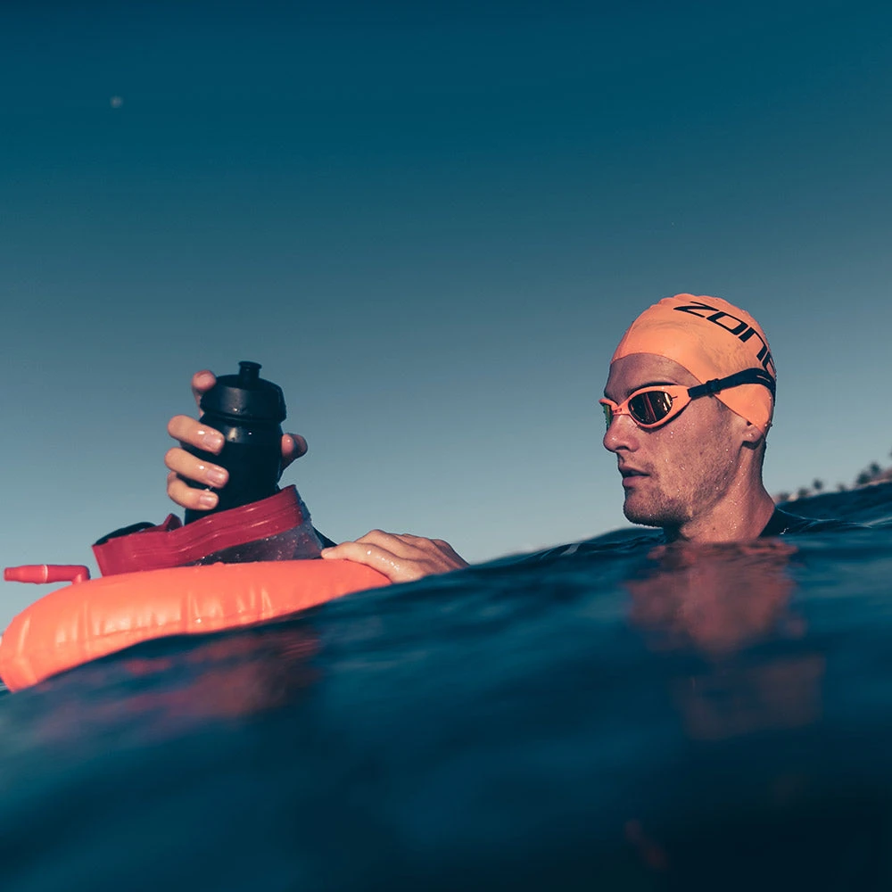 Zone3 On The Go Swim Safety Buoy & Dry Bag 9 Zone3 On The Go Swim Safety Buoy & Dry Bag - Image 7
