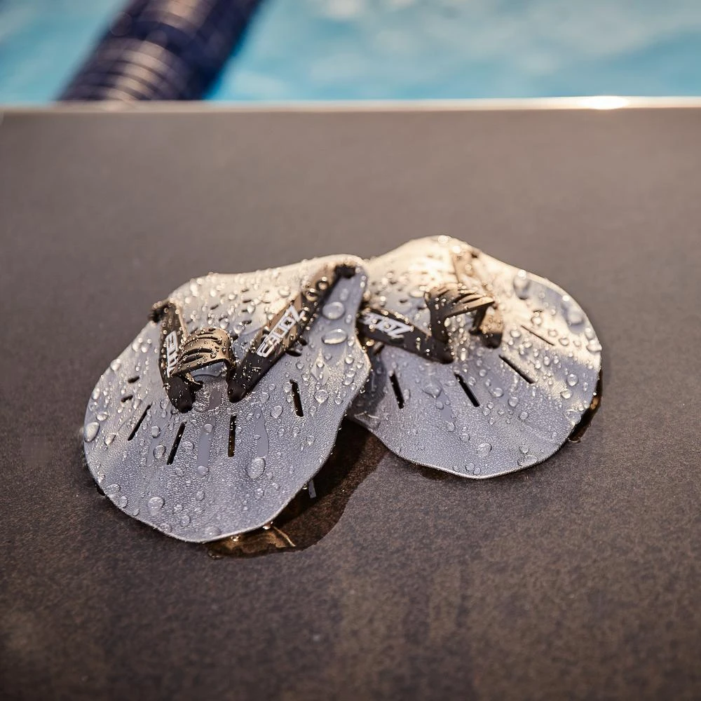 Zone3 Ergo Swim Training Hand Paddles 4 Zone3 Ergo Swim Training Hand Paddles - Image 2