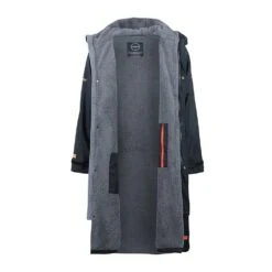 Zone3 Recycled Thermo-Tech Changing Robe -Zone3 Shop black open