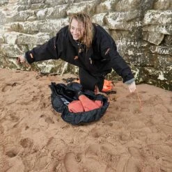 Zone3 Wetsuit Changing Mat -Zone3 Shop lifestyle 3 eeb338e7 8f21 4785 979d a25ef3f62601