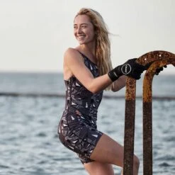 Zone3 OWS Renew Short Leg Kneeskin Costume -Zone3 Shop print kneeskin lifestyle 2